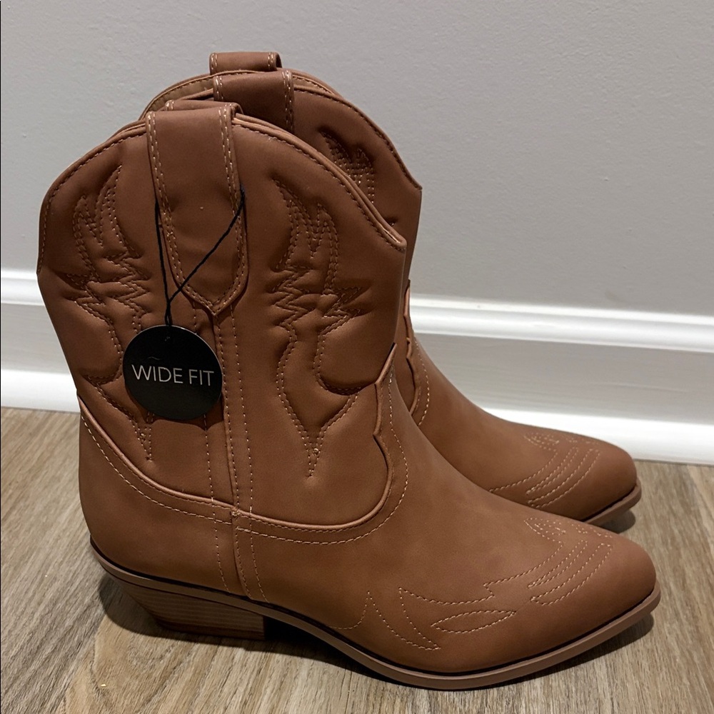 Soda Western Boots